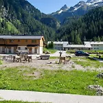 Tauerndorf In&out - Steinbock Chalet *