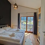 Chalet Tauerndorf In&out - Steinbock Enzingerboden