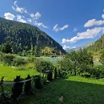 Tauerndorf In&out - Steinbock Chalet