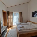 Tauerndorf In&out - Steinbock Chalet Enzingerboden