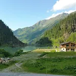 Tauerndorf In&out - Steinbock Chalet