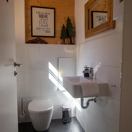 Tauerndorf In&out - Steinbock シャレー Enzingerboden