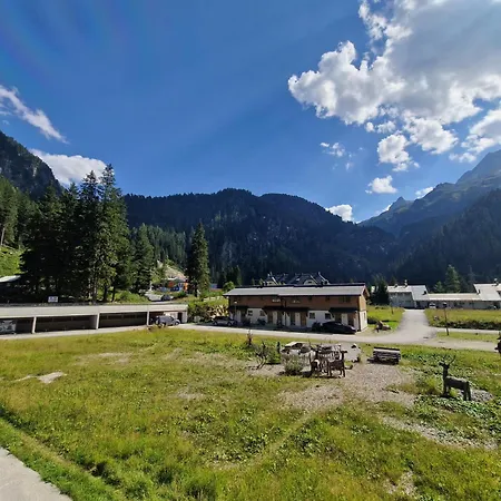 Tauerndorf In&out - Steinbock Domek alpejski Enzingerboden
