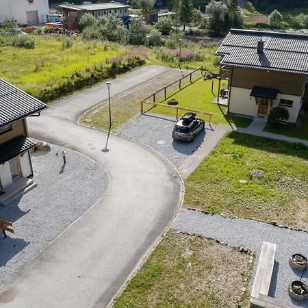 Tauerndorf In&out - Steinbock Chalet *