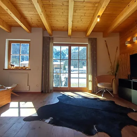 Tauerndorf In&out - Steinbock Chalet Enzingerboden